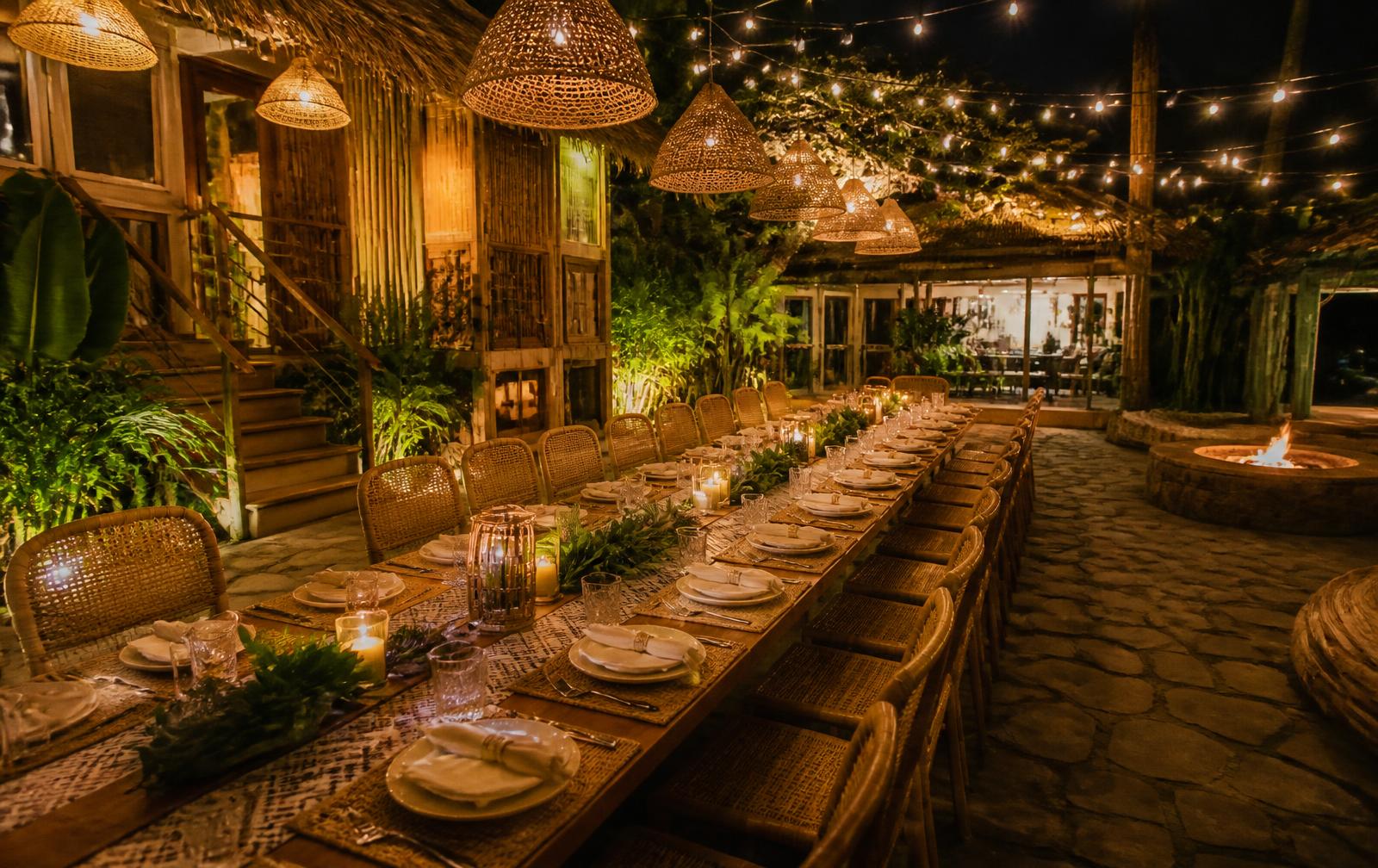 Royal Courtyard concept with the Royal Family Table at night